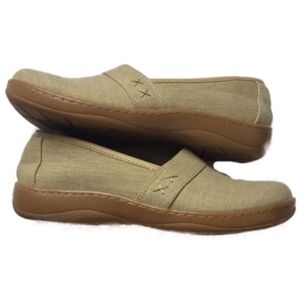 Boc Born Womens Beige Sand Canvas slip on shoe  6